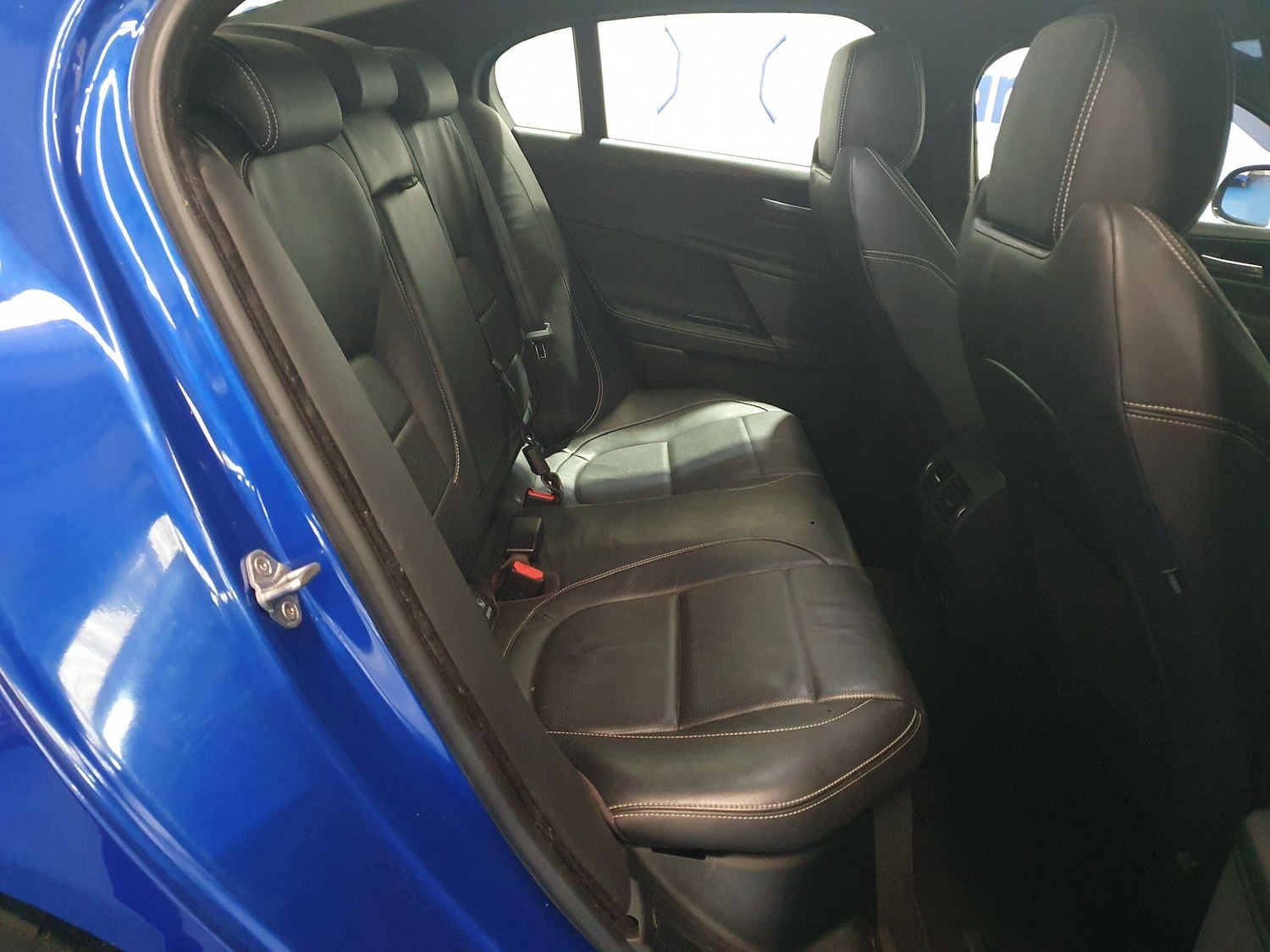 Used Jaguar XE 2018 for sale - 78035125: Photo 14