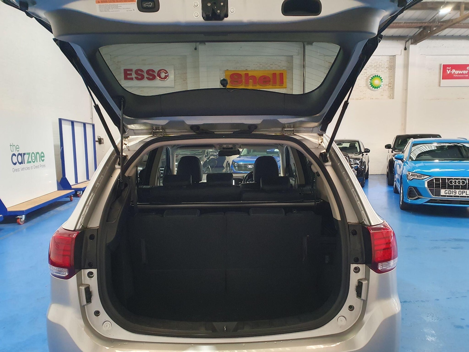 Used Mitsubishi Outlander 2020 for sale - 76584823: Photo 5