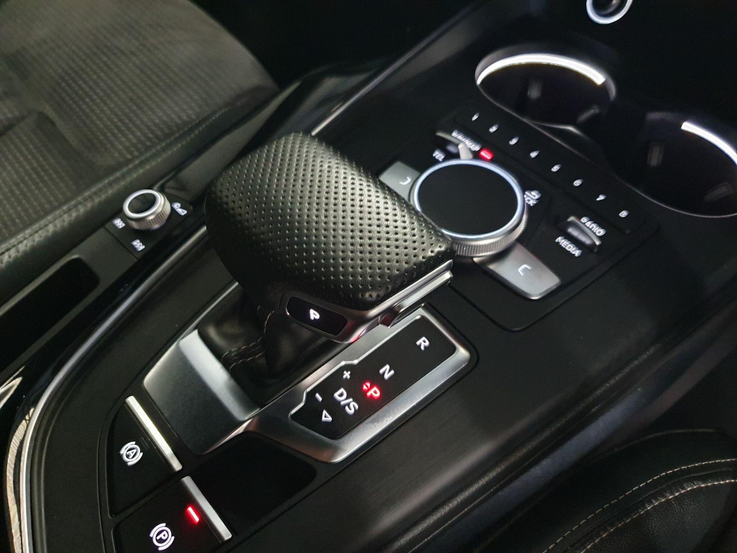Used Audi A4 2019 for sale - 76361428: Photo 15