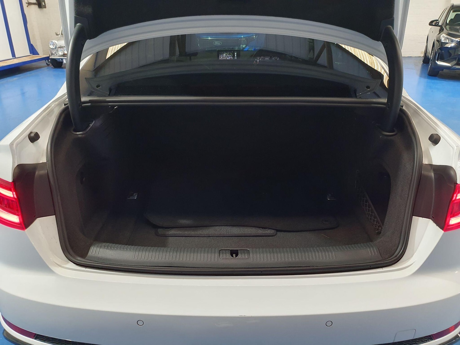 Used Audi A4 2019 for sale - 76361428: Photo 17
