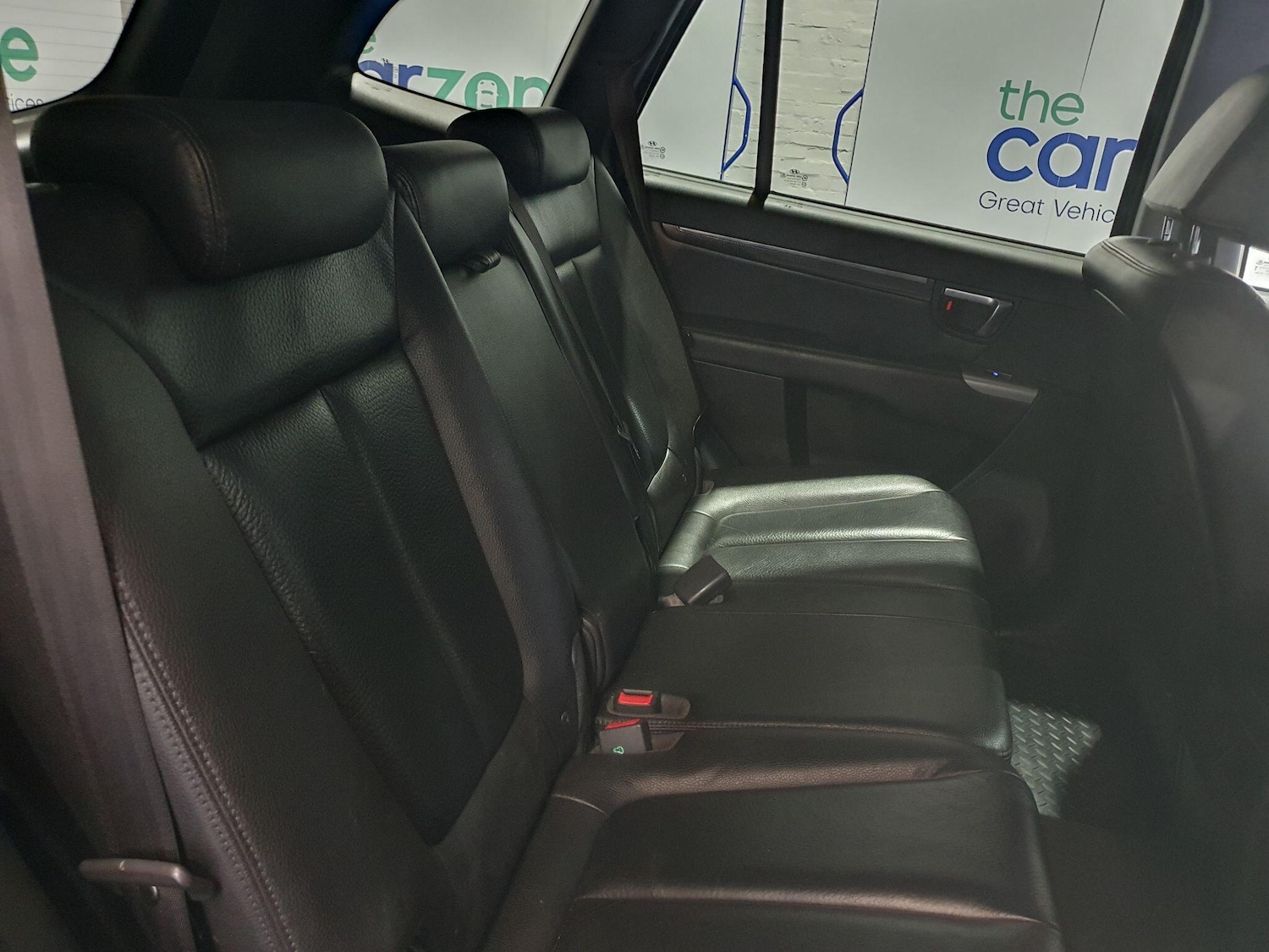 Used Hyundai Santa Fe 2010 for sale - 77255271: Photo 13