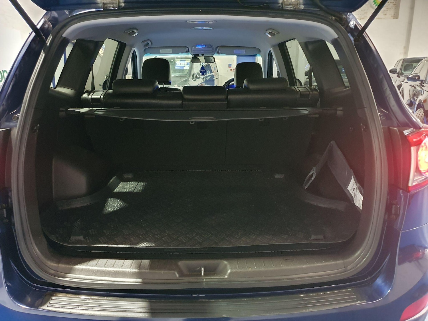 Used Hyundai Santa Fe 2010 for sale - 77255271: Photo 14