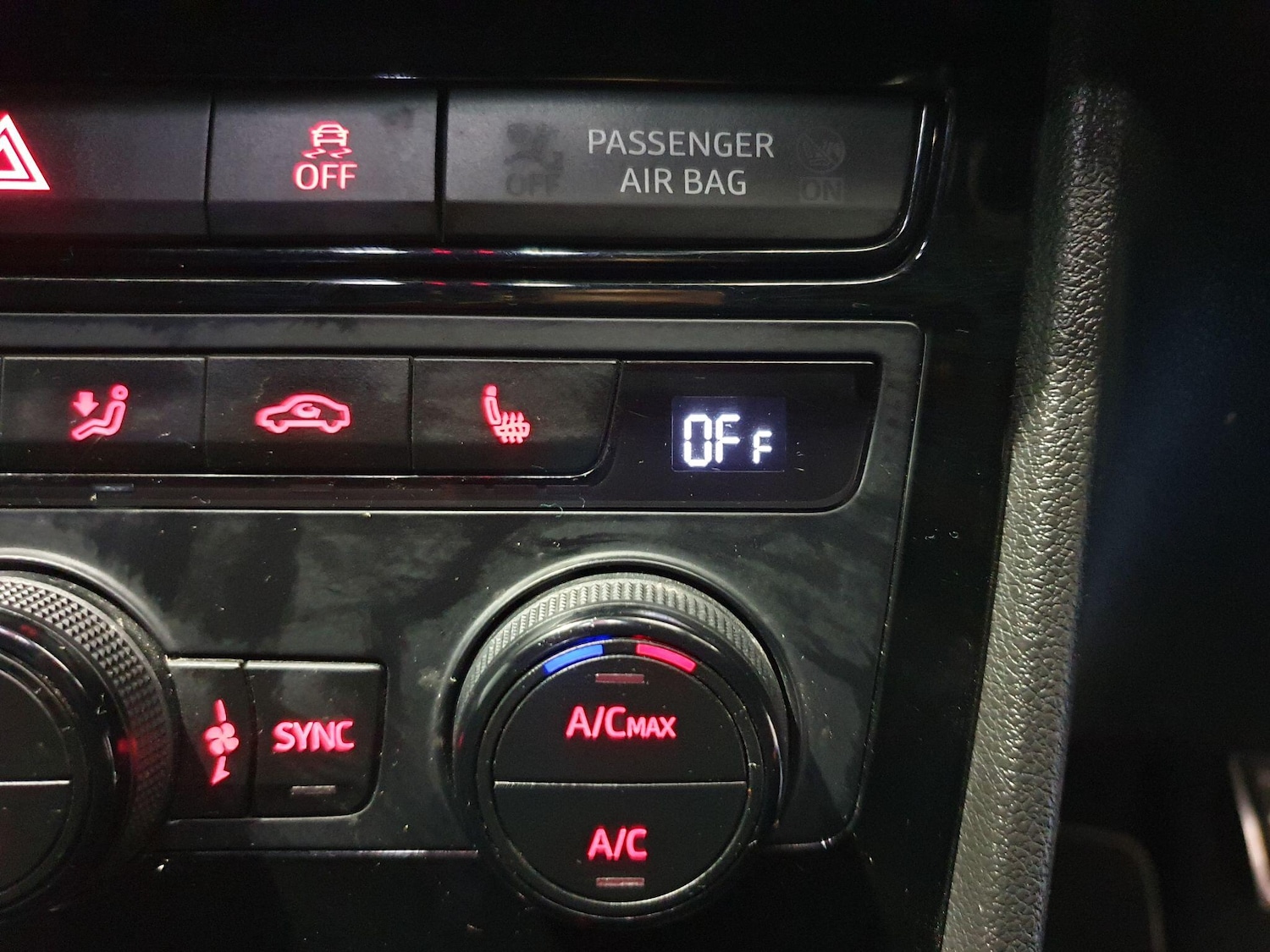 Used SEAT Leon 2018 for sale - 76765898: Photo 15