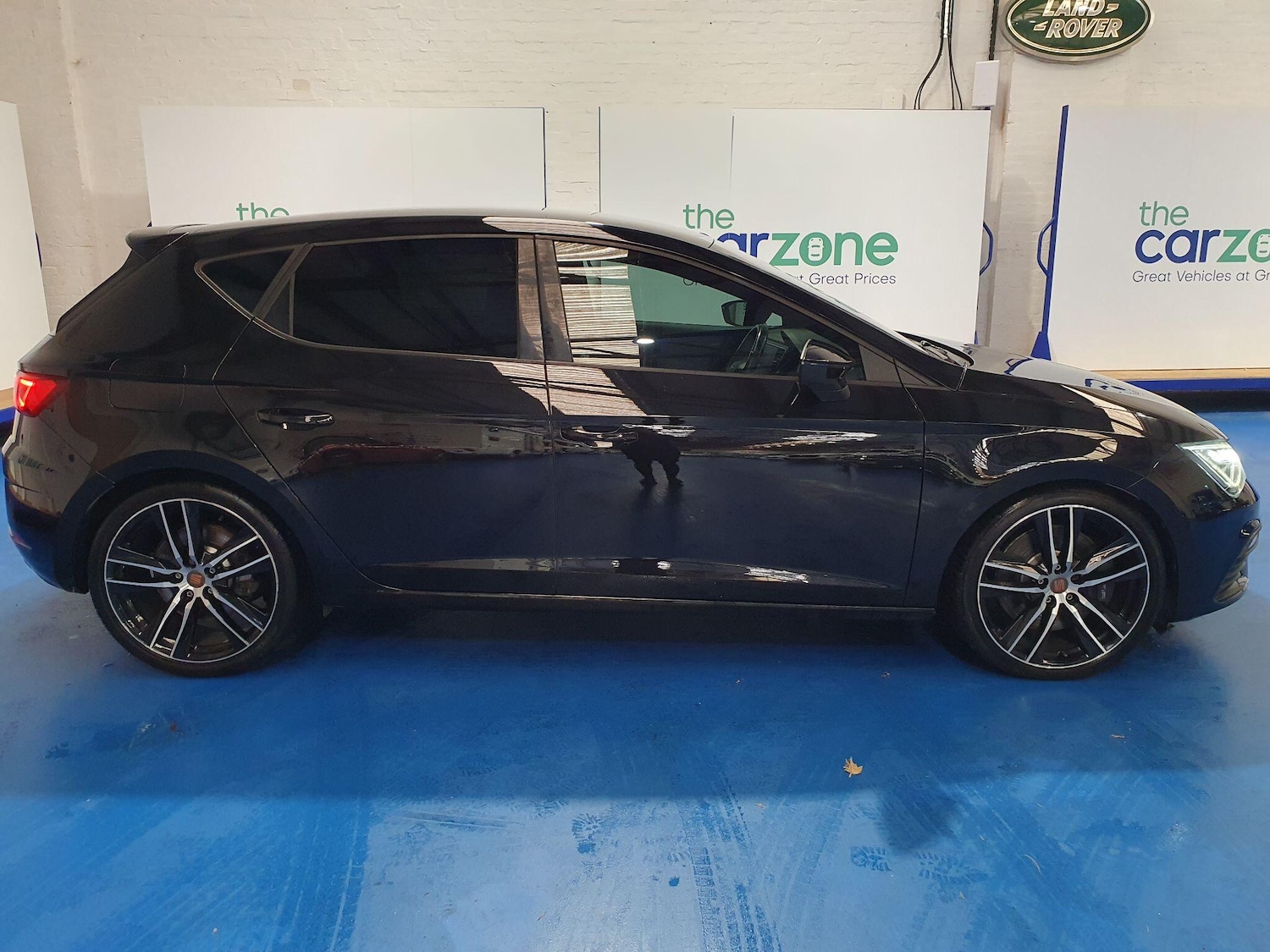 Used SEAT Leon 2018 for sale - 76765898: Photo 2