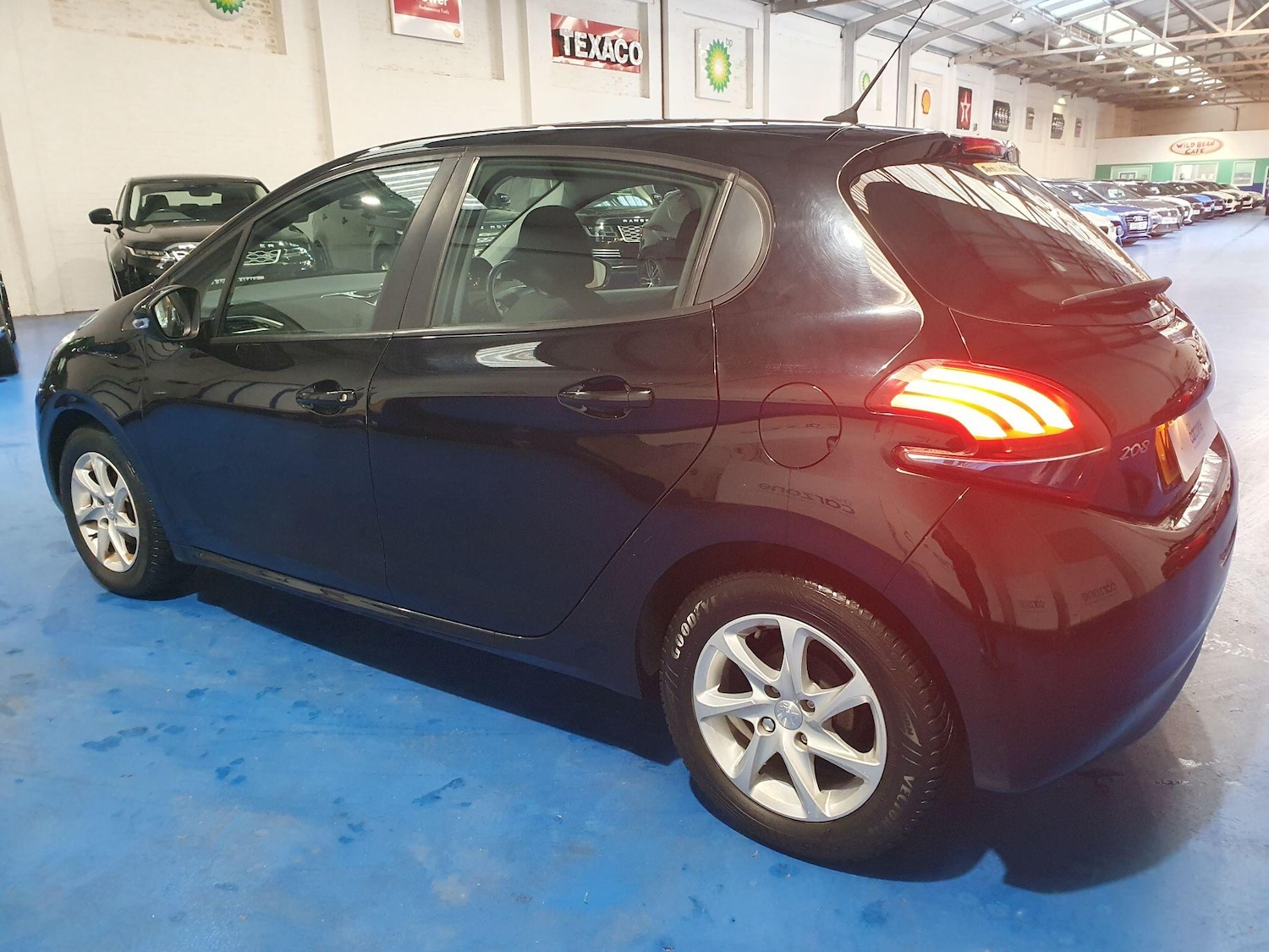 Used Peugeot 208 2016 for sale - 76823705: Photo 5