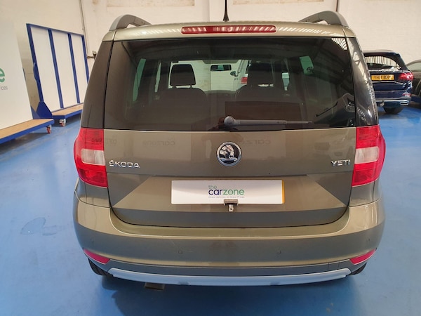 Used Skoda Yeti 2015 for sale - 75552158: Photo 4