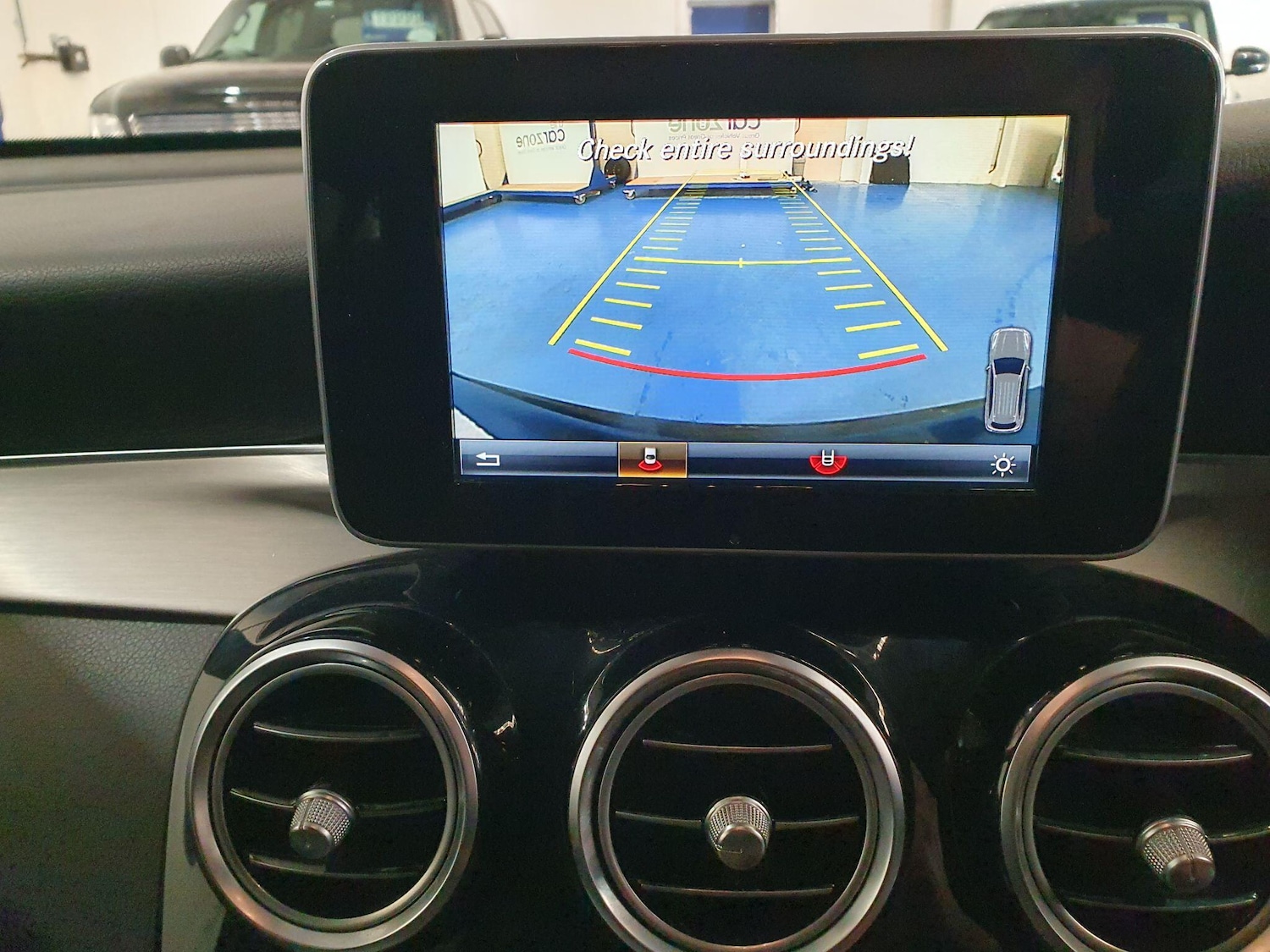 Used Mercedes-Benz GLC 2016 for sale - 77994235: Photo 13