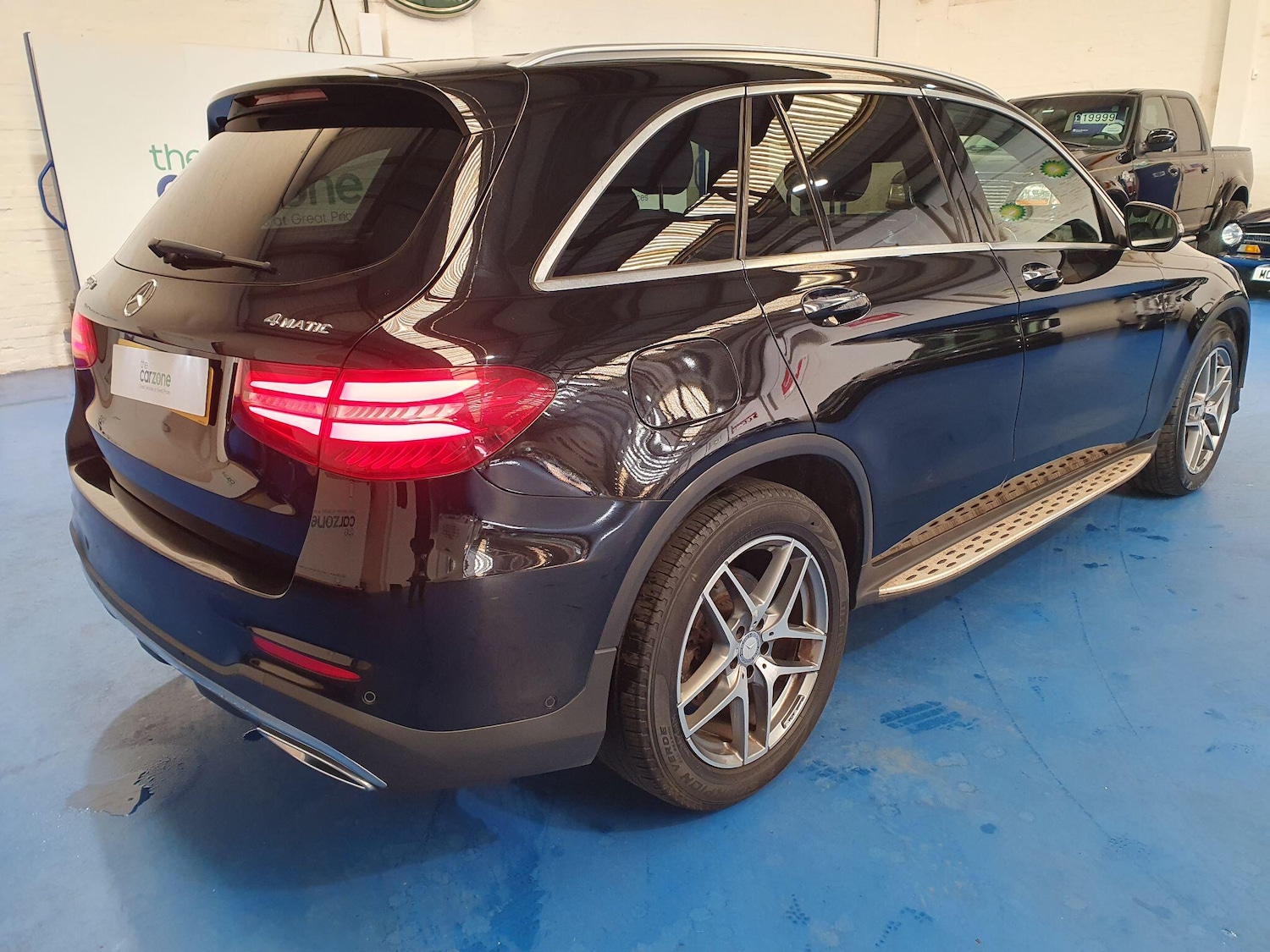 Used Mercedes-Benz GLC 2016 for sale - 77994235: Photo 3