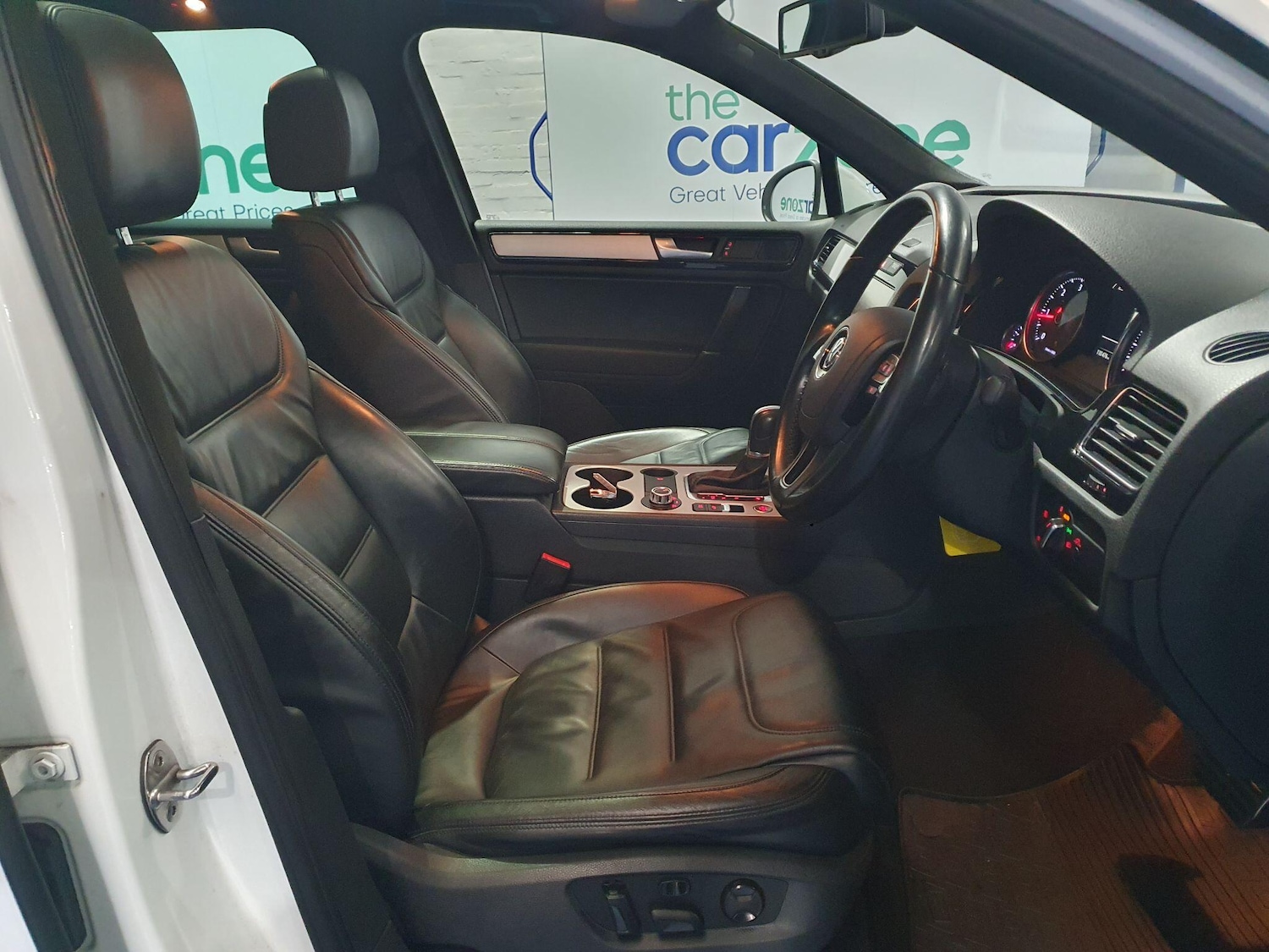 Used Volkswagen Touareg for sale - 77538550: Photo 9