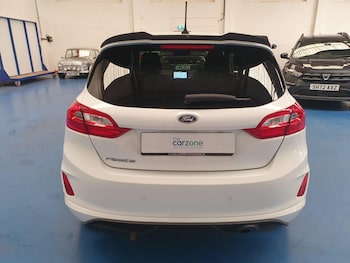 Used Ford Fiesta 2018 for sale - 79180950: Photo