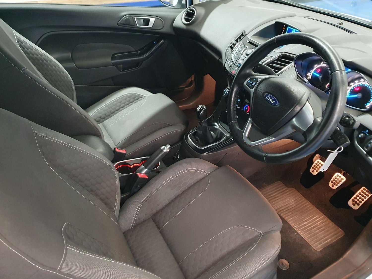 Used Ford Fiesta 2013 for sale - 76765198: Photo 11