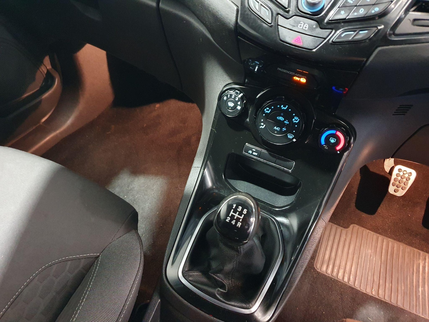 Used Ford Fiesta 2013 for sale - 76765198: Photo 16