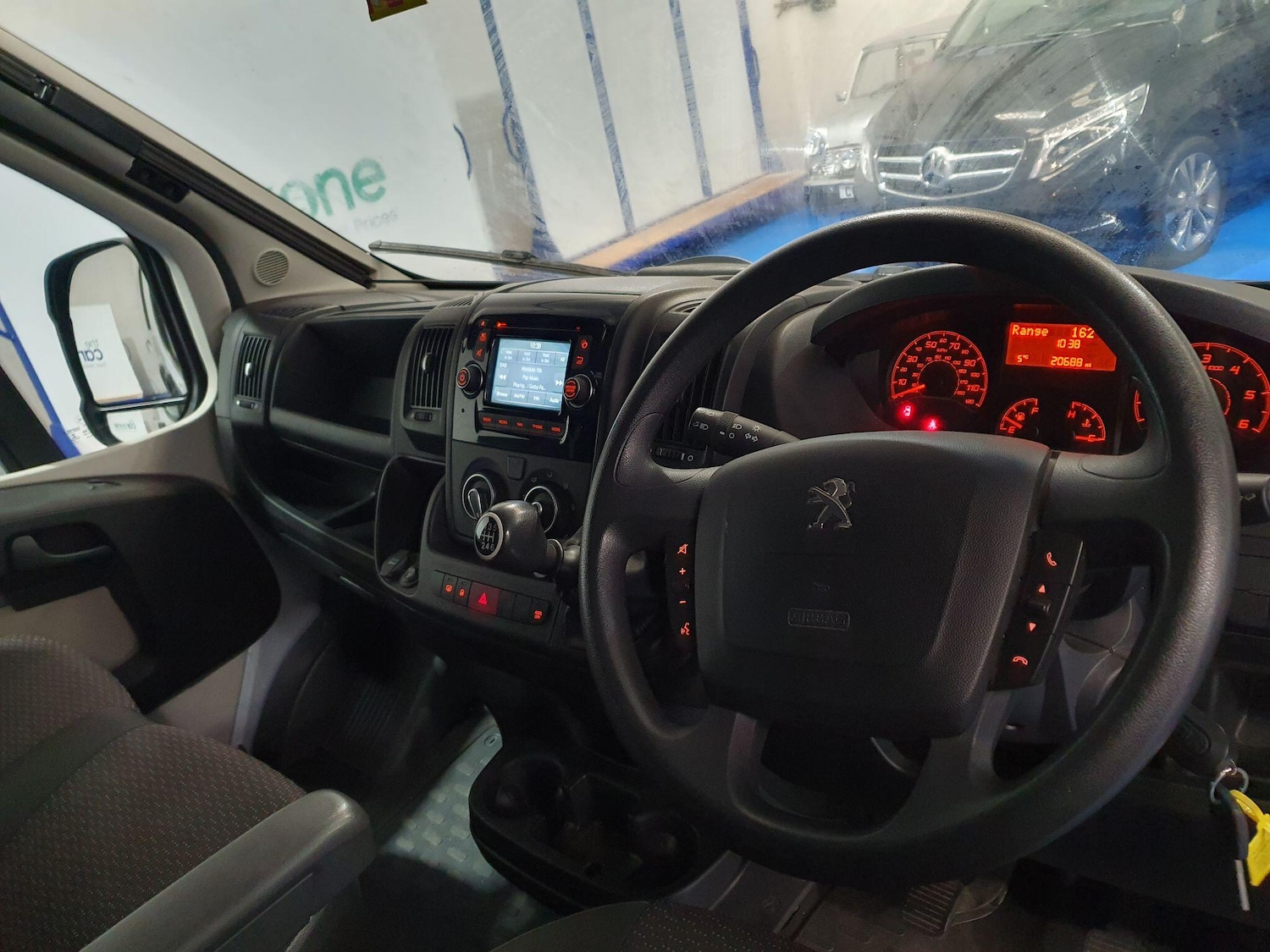 Used Peugeot Boxer 2018 for sale - 77156342: Photo 11