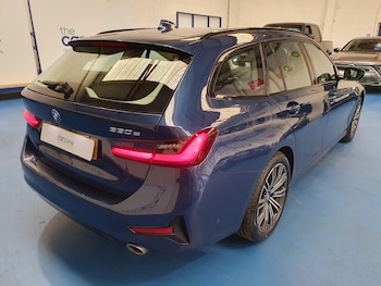 Used BMW 3 Series 2021 for sale - 78822135: Photo