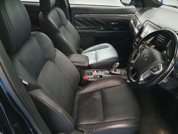 Used Mitsubishi Outlander 2019 for sale - 76260275: Photo 9