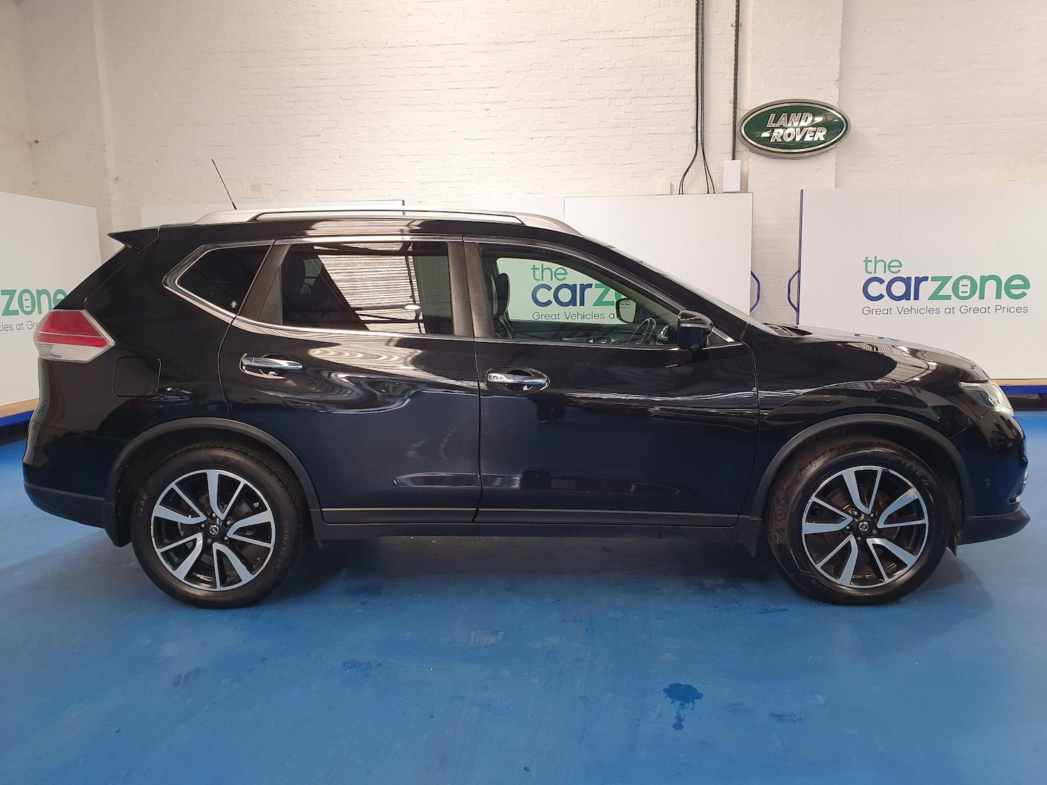 Used Nissan X-Trail 2016 for sale - 77768198: Photo 2