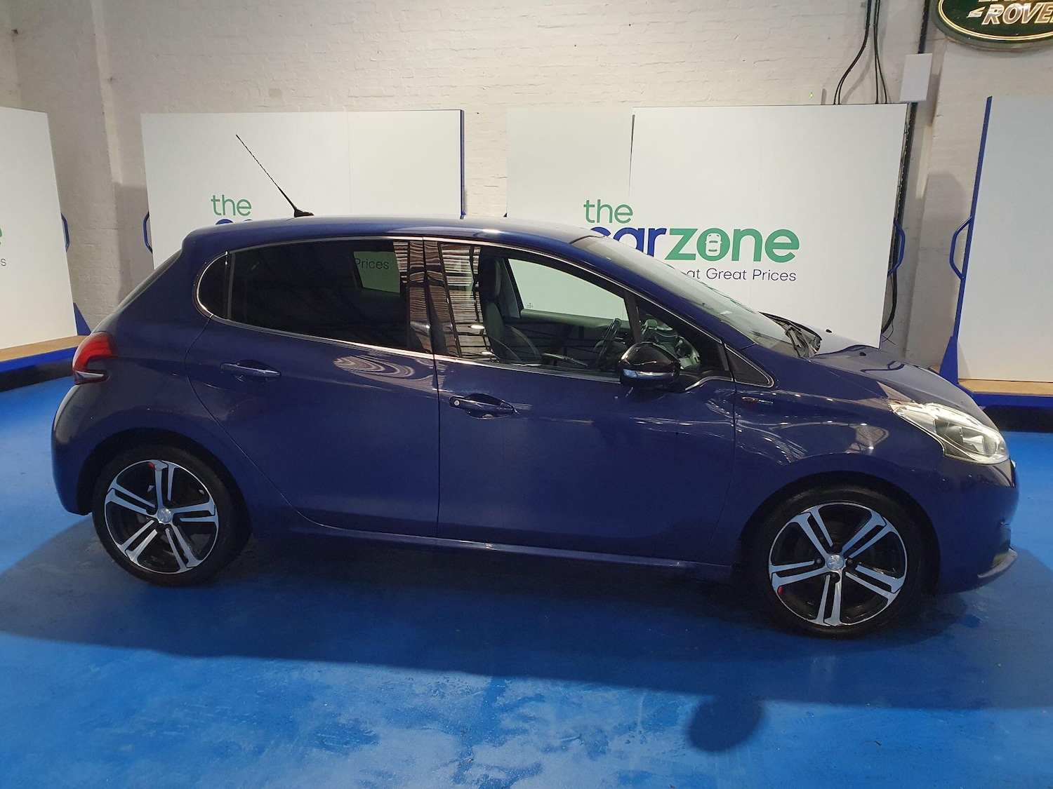 Used Peugeot 208 2017 for sale - 76781373: Photo 2
