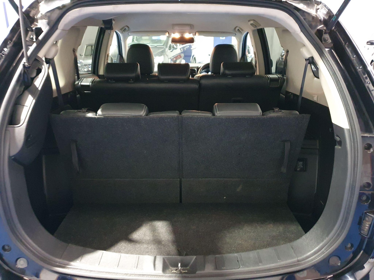 Used Mitsubishi Outlander 2018 for sale - 77109708: Photo 6