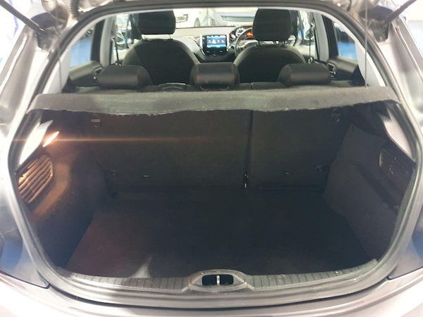 Used Peugeot 208 2019 for sale - 76227534: Photo 15