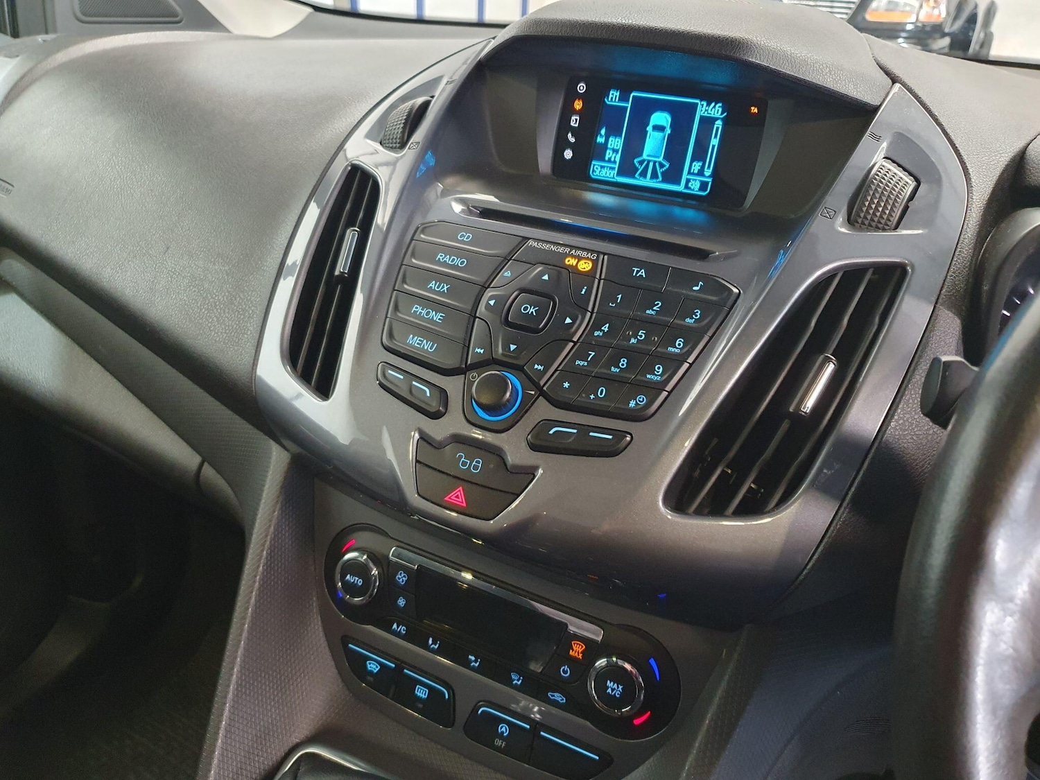 Used Ford Grand Tourneo Connect 2016 for sale - 77957542: Photo 13