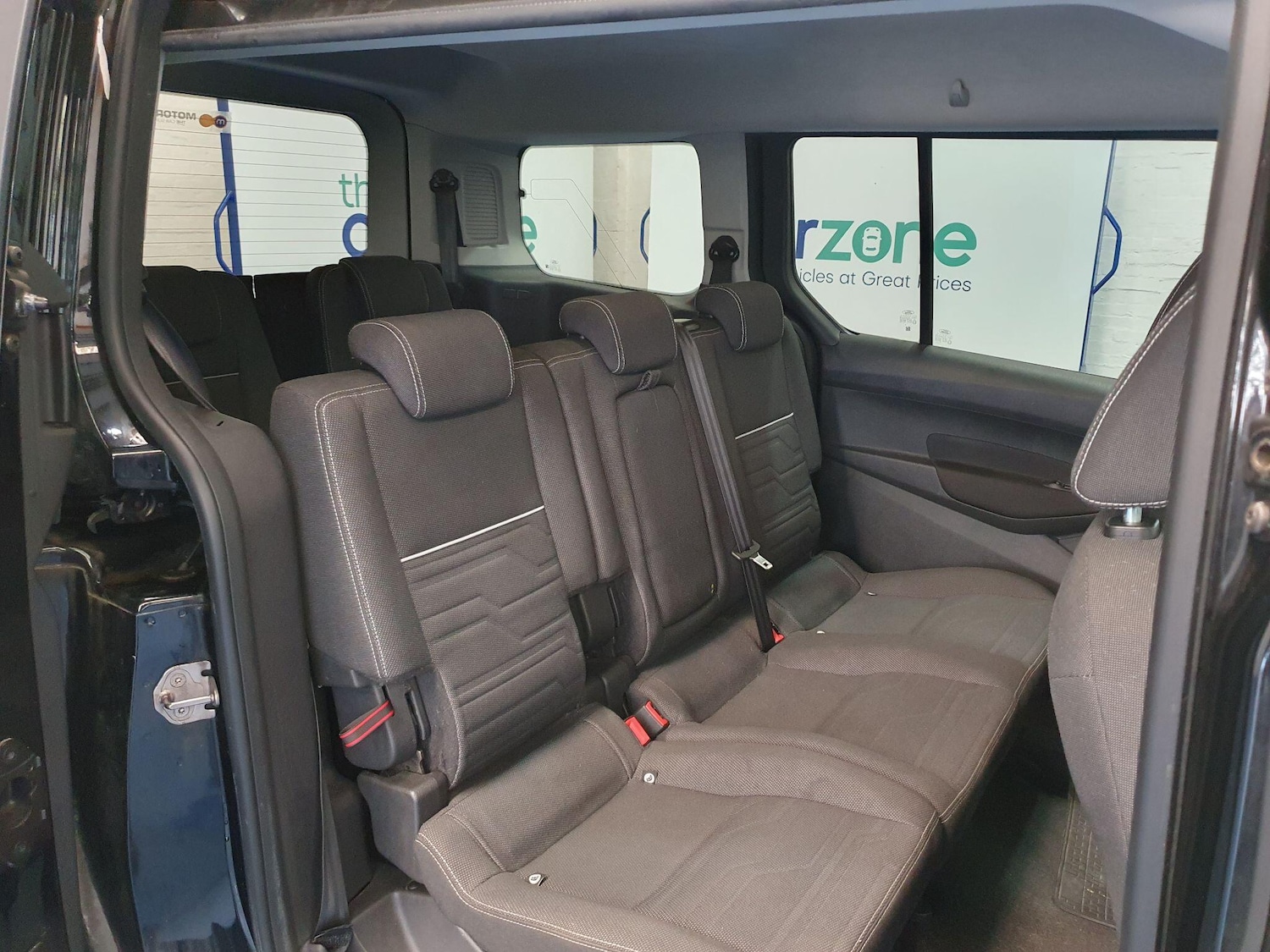 Used Ford Grand Tourneo Connect 2016 for sale - 77957542: Photo 15