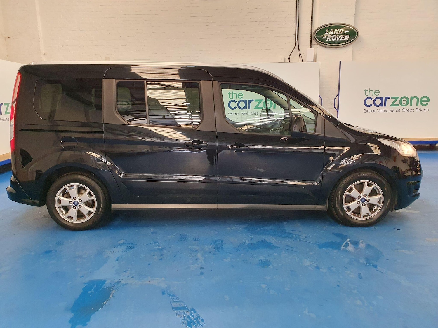 Used Ford Grand Tourneo Connect 2016 for sale - 77957542: Photo 2