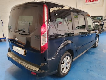 Used Ford Grand Tourneo Connect 2016 for sale - 77957542: Photo
