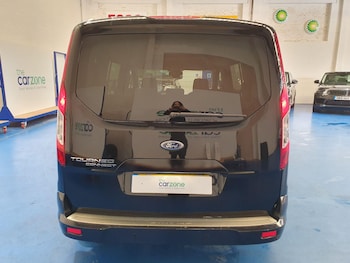 Used Ford Grand Tourneo Connect 2016 for sale - 77957542: Photo