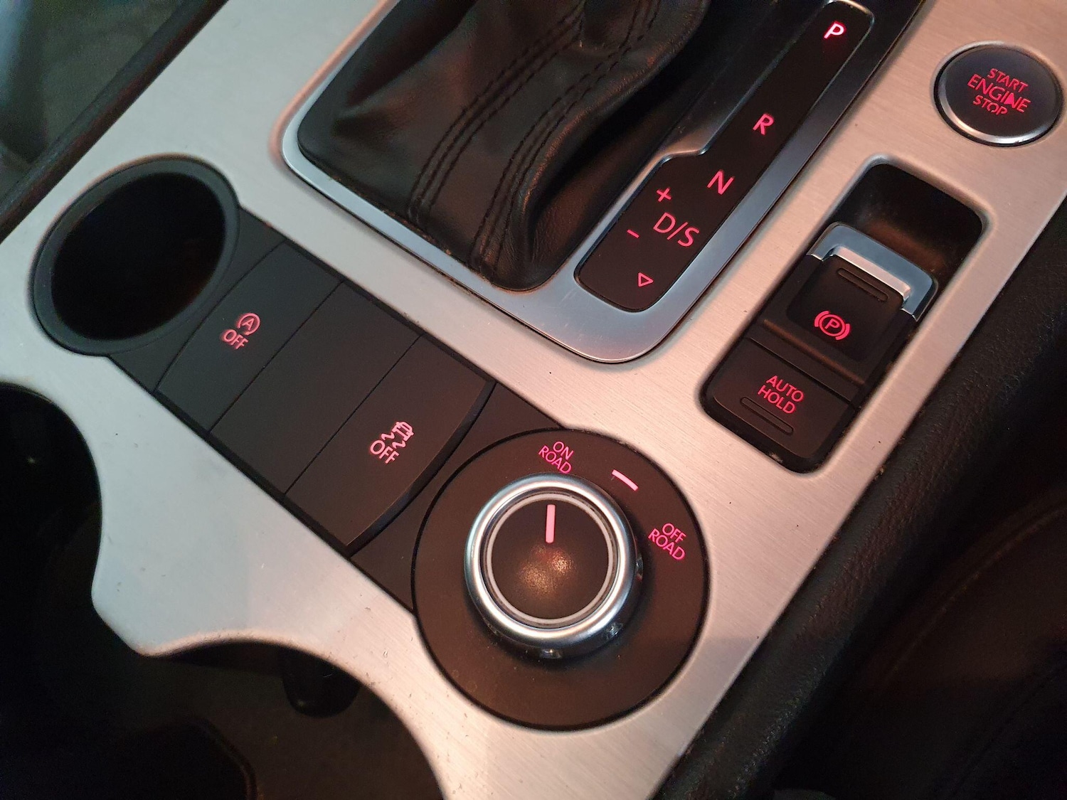 Used Volkswagen Touareg 2013 for sale - 77057173: Photo 15