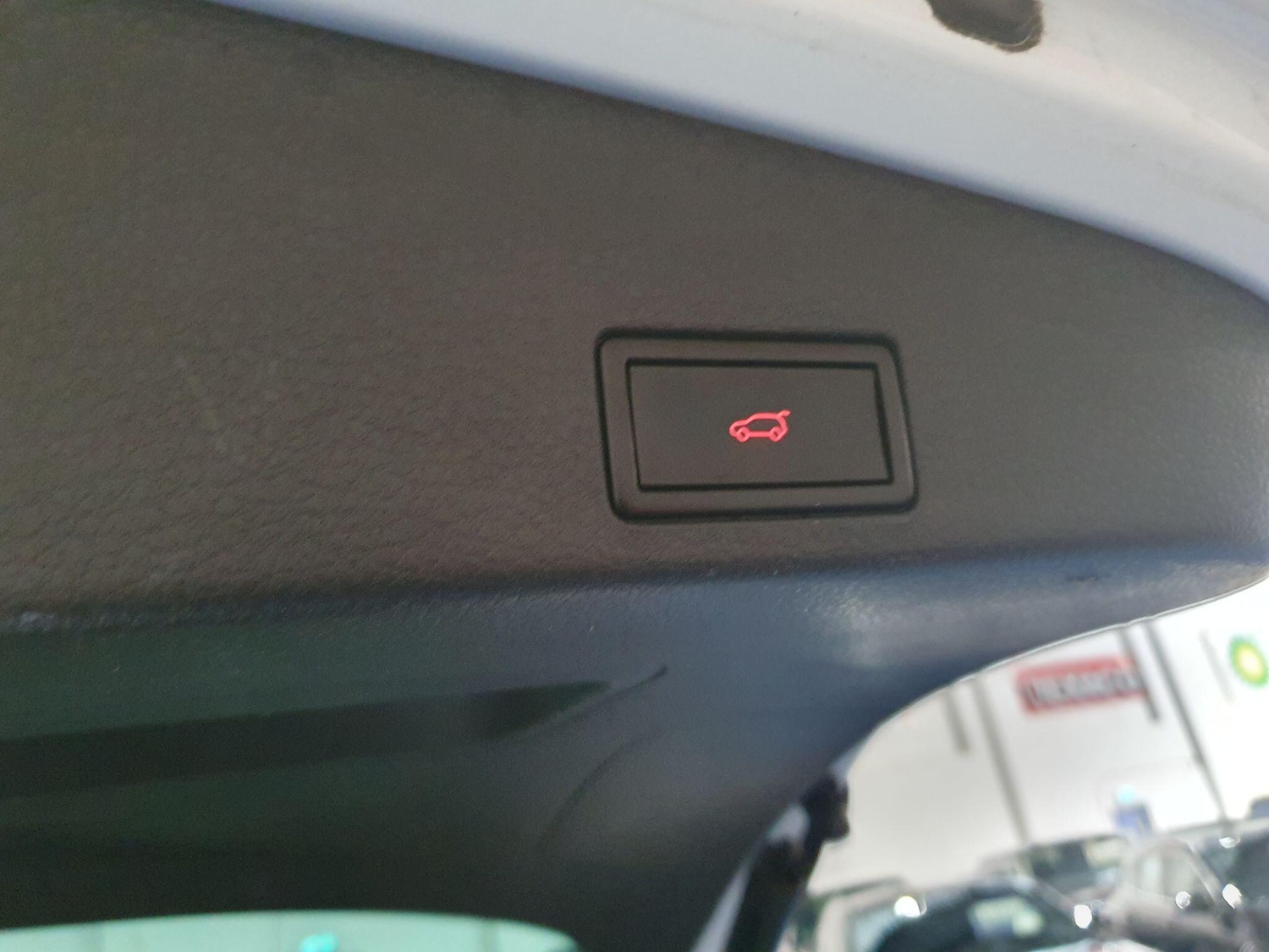 Used Volkswagen Touareg 2013 for sale - 77057173: Photo 18