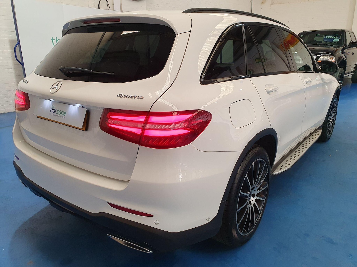 Used Mercedes-Benz GLC for sale - 77825075: Photo 3