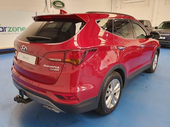 Used Hyundai Santa Fe 2018 for sale - 78491640: Photo