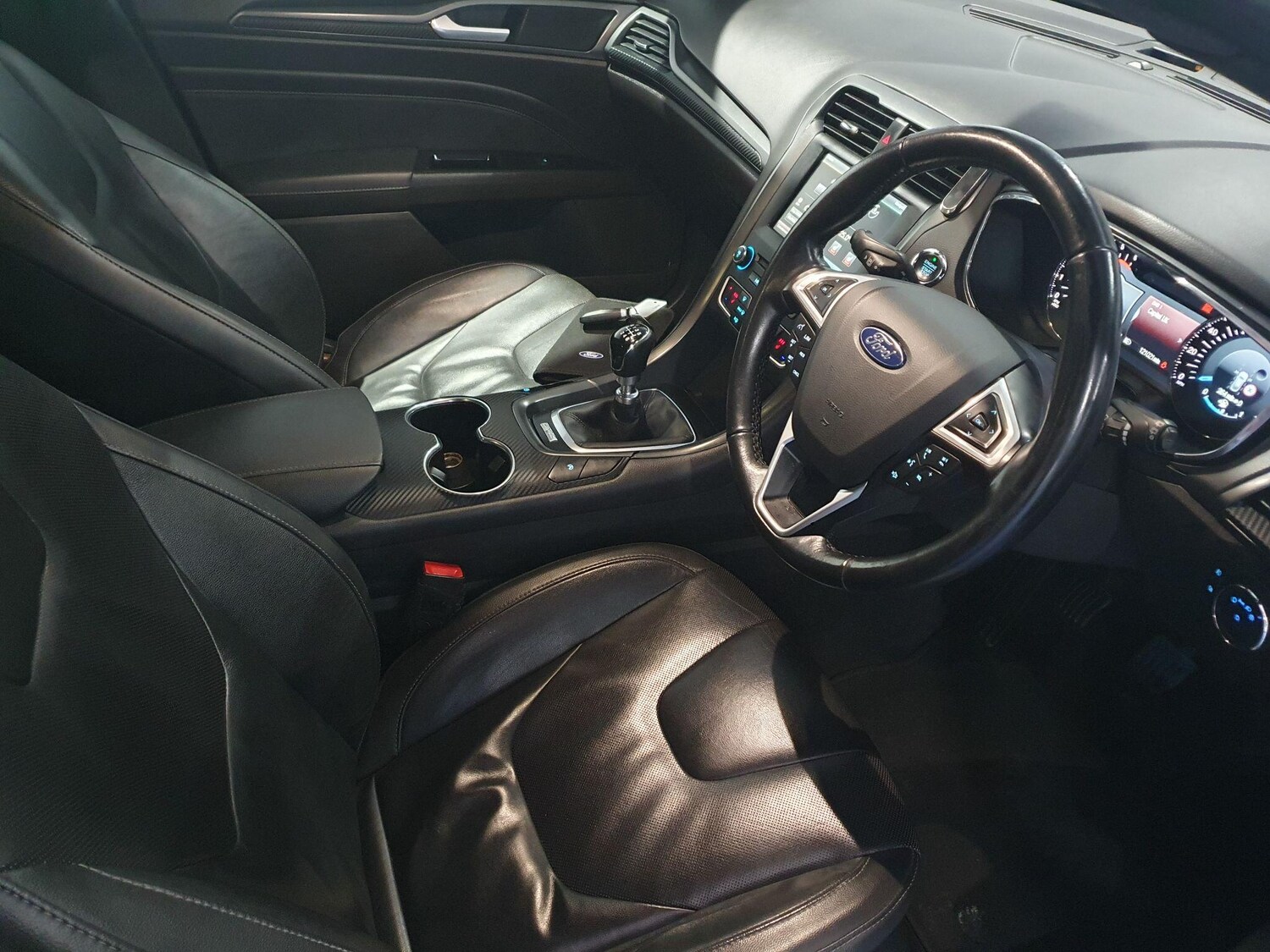 Used Ford Mondeo 2015 for sale - 77468664: Photo 11