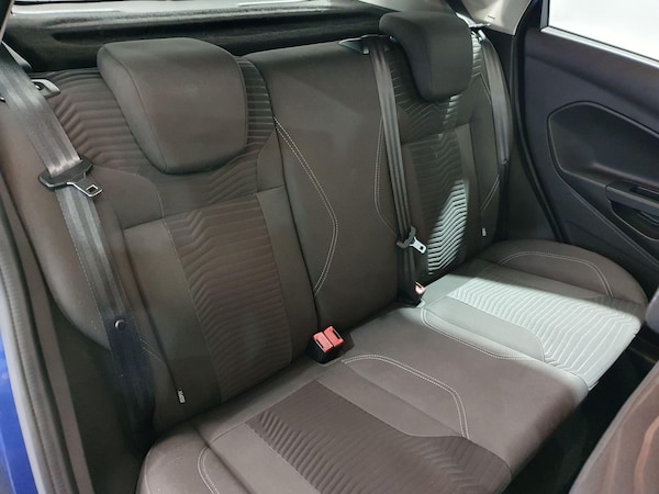 Used Ford Fiesta 2015 for sale - 76042386: Photo 11