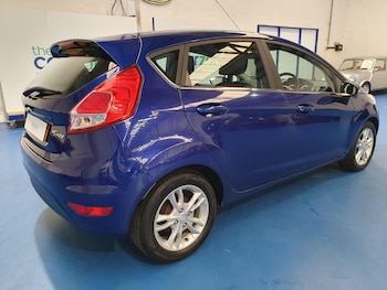 Used Ford Fiesta 2015 for sale - 76042386: Photo 3