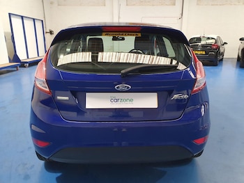 Used Ford Fiesta 2015 for sale - 76042386: Photo 4