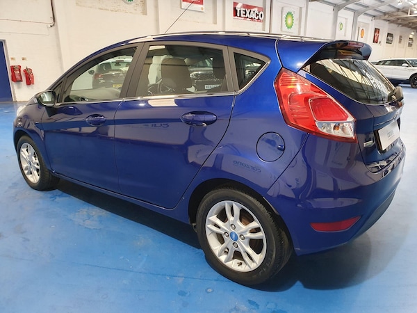 Used Ford Fiesta 2015 for sale - 76042386: Photo 5