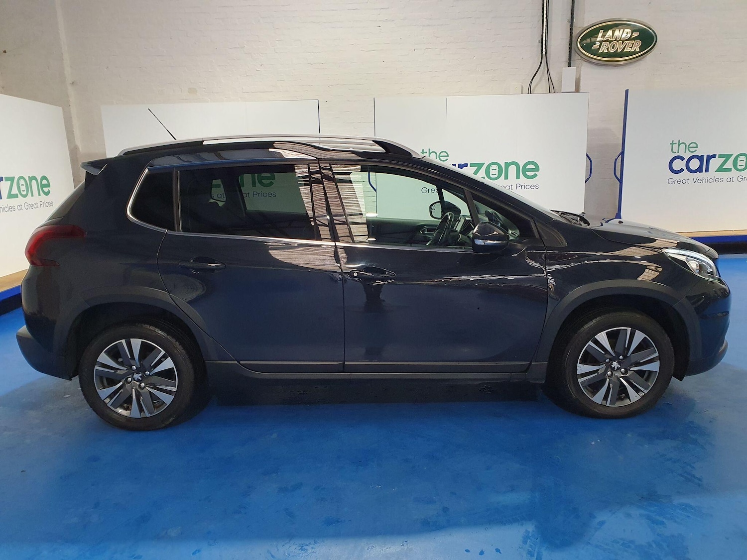 Used Peugeot 2008 for sale - 77825236: Photo 2