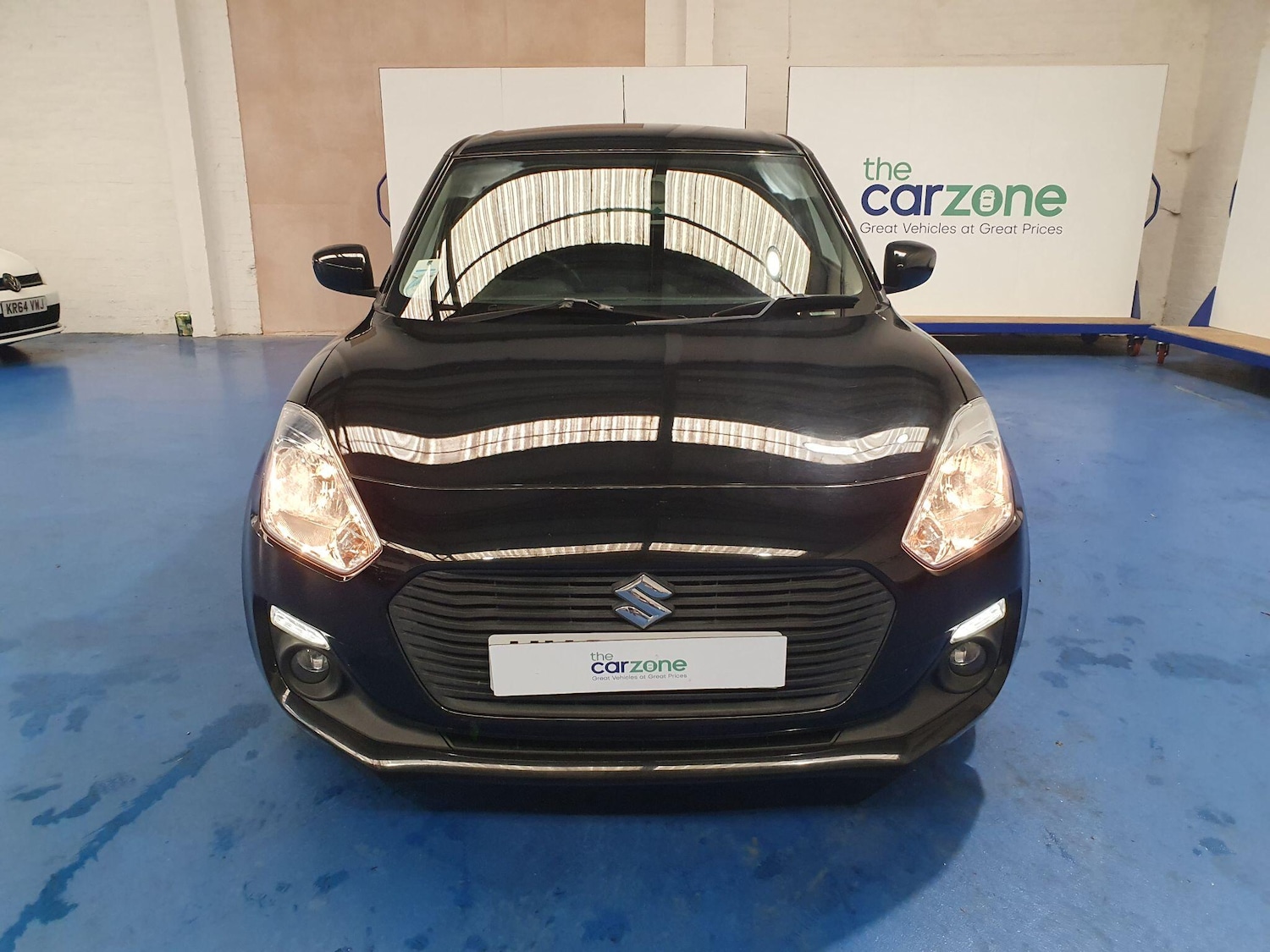 Used Suzuki Swift 2017 for sale - 76359855: Photo 8