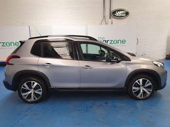 Used Peugeot 2008 2017 for sale - 78842940: Photo
