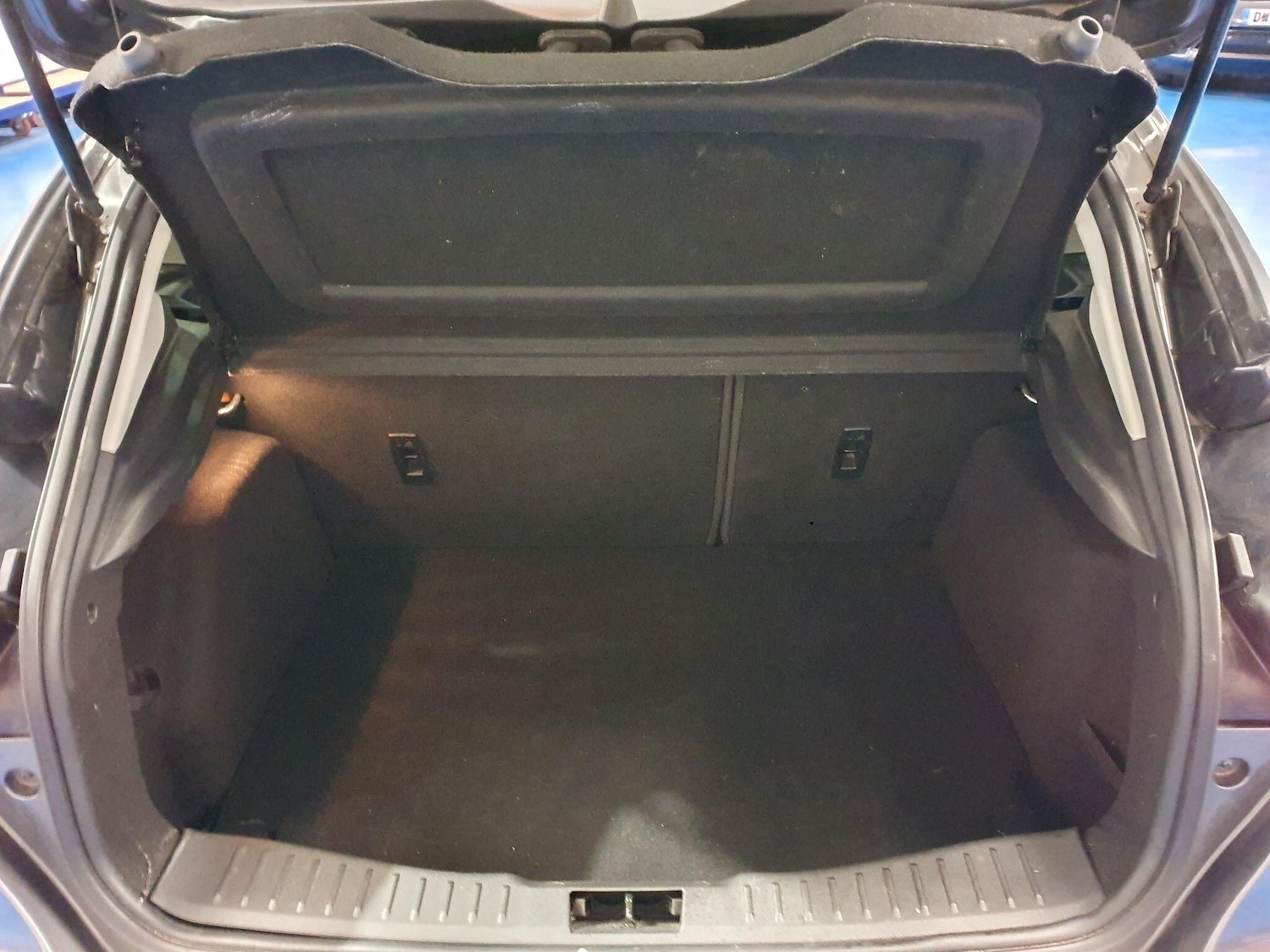 Used Ford Focus 2017 for sale - 78034032: Photo 16