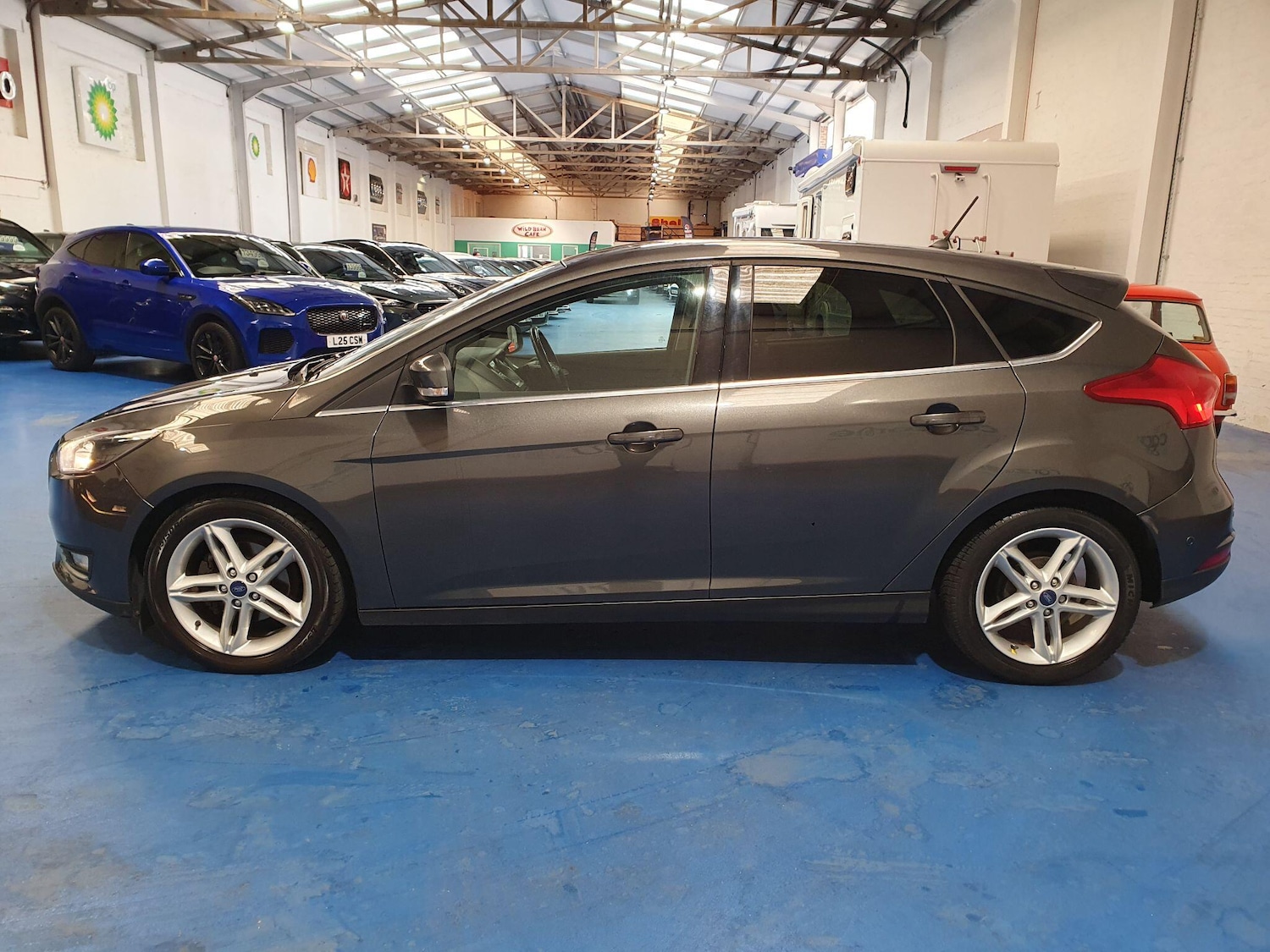 Used Ford Focus 2017 for sale - 78034032: Photo 6