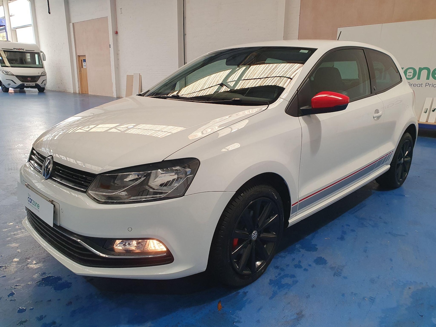 Used Volkswagen Polo 2016 for sale - 76399191: Photo 8