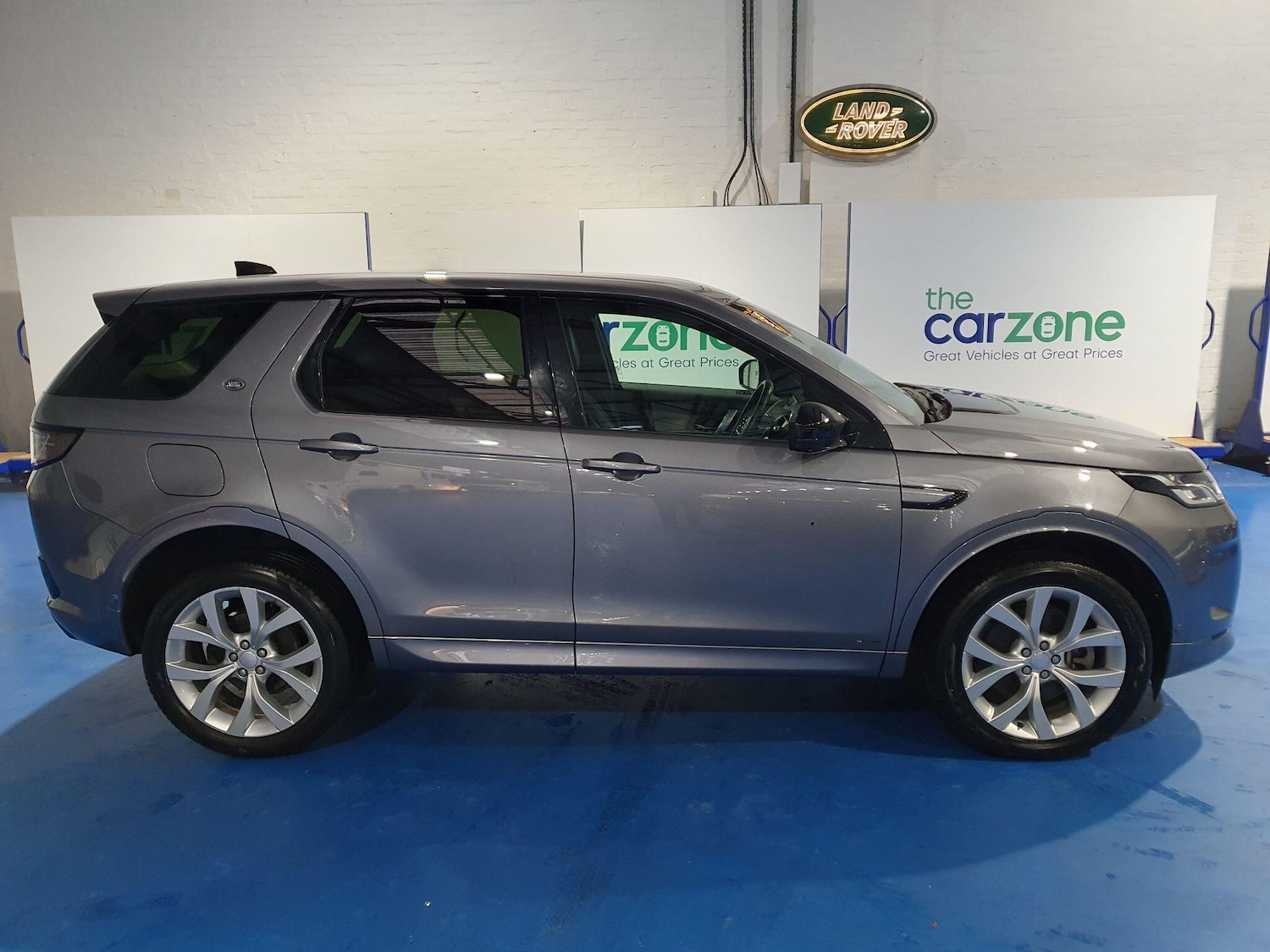Used Land Rover Discovery Sport 2021 for sale - 77412296: Photo 2
