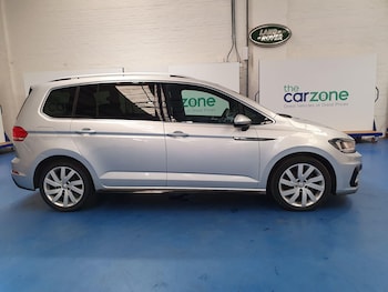 Used Volkswagen Touran 2018 for sale - 75552664: Photo
