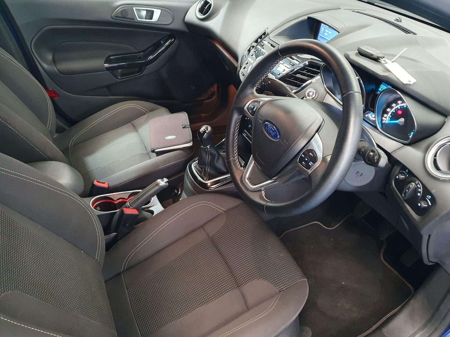 Used Ford Fiesta 2015 for sale - 78184495: Photo 11