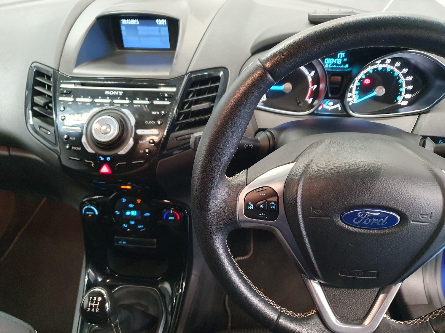 Used Ford Fiesta 2015 for sale - 78184495: Photo 13