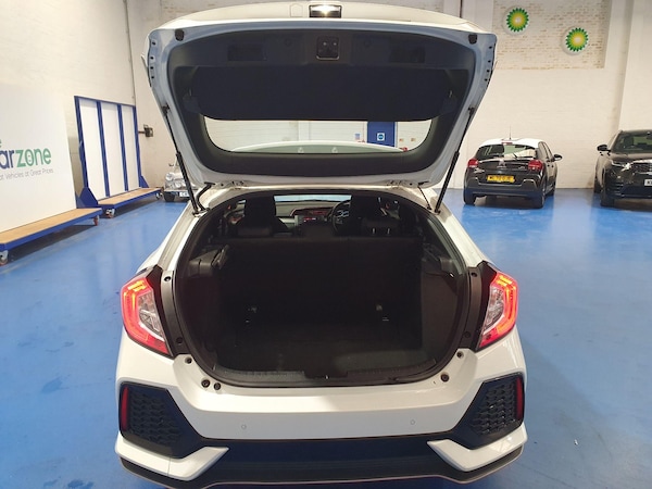 Used Honda Civic 2017 for sale - 76002505: Photo 13