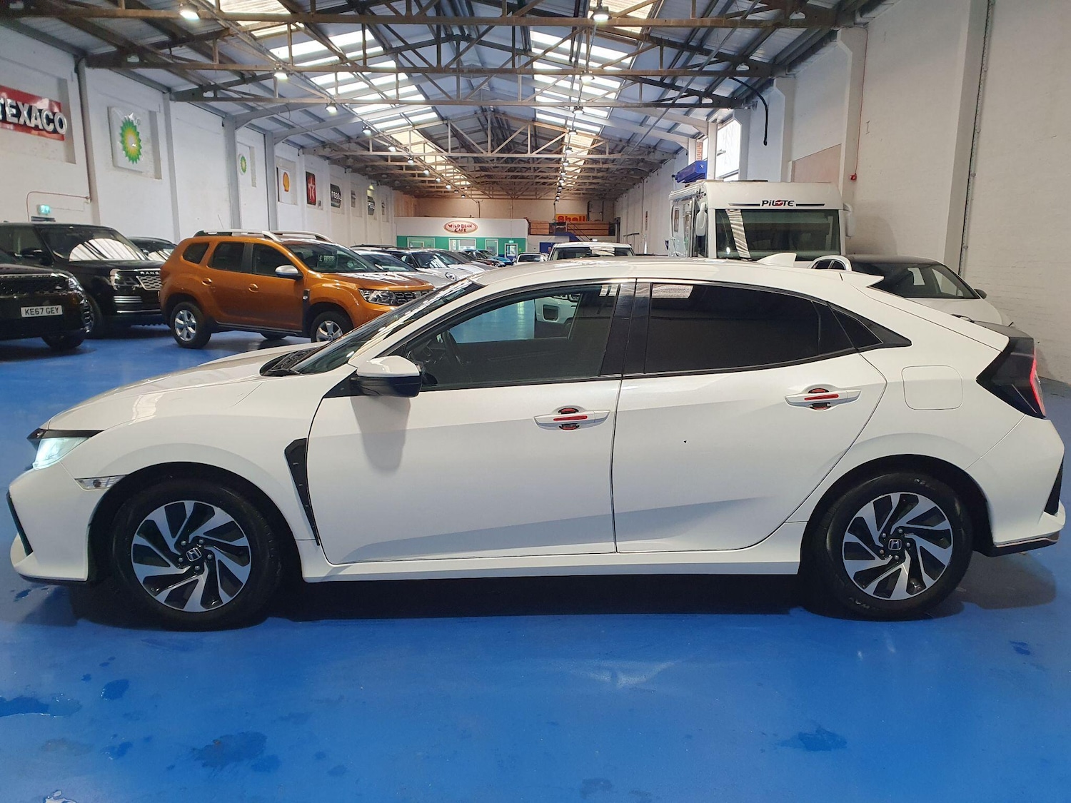 Used Honda Civic 2017 for sale - 76002505: Photo 6