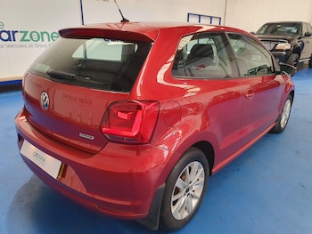 Used Volkswagen Polo 2014 for sale - 78301480: Photo